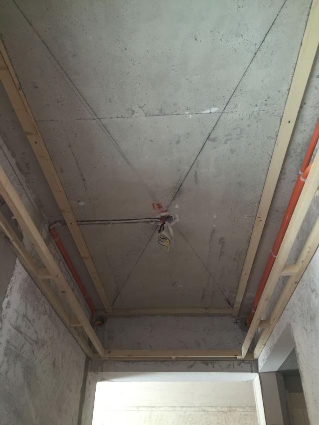 告别石膏线吊顶 现代装修工程的潮流新选择